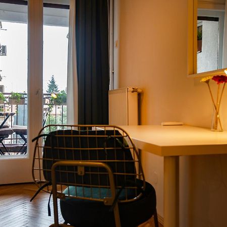 Ultracentral Hong Kong 3 Bdrm Apartment Bucureşti Eksteriør bilde