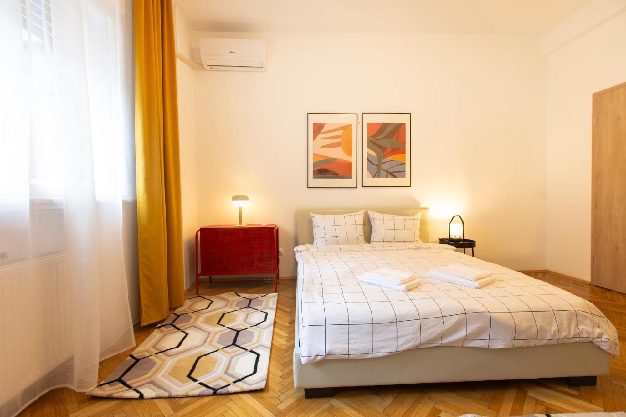 Ultracentral Hong Kong 3 Bdrm Apartment Bucureşti Eksteriør bilde